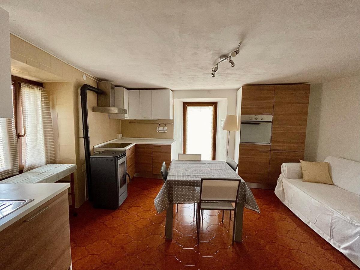 Appartamento Maison Merlot Aosta Esterno foto