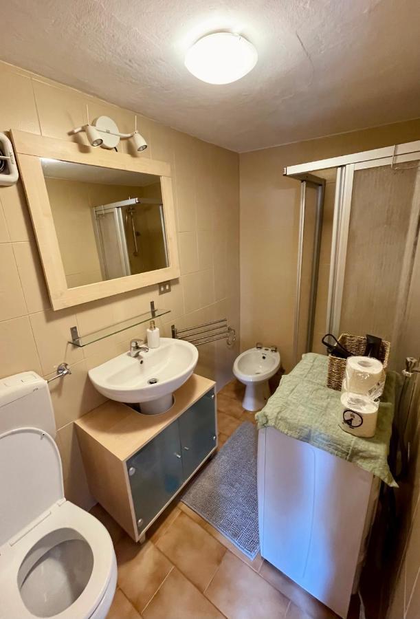 Appartamento Maison Merlot Aosta Esterno foto